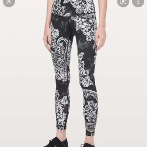 Lululemon Wunder Under High-Rise Tights/Leggings, Black Paisley
